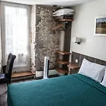 Henri Iv Hotel 3*