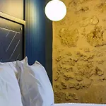 Hotel Henri Iv 3*