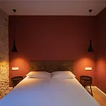 Henri Iv Hotel 3*