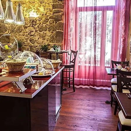 Henri Iv Otel