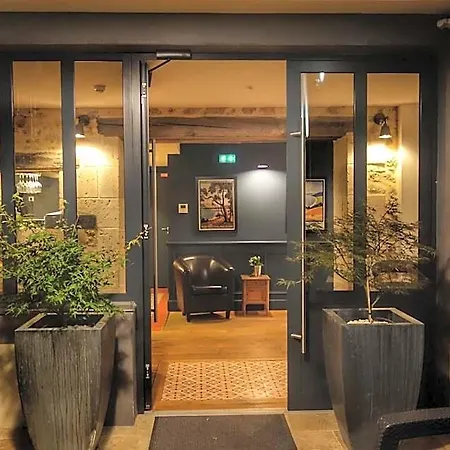 亨利四世酒店 3* 内拉克