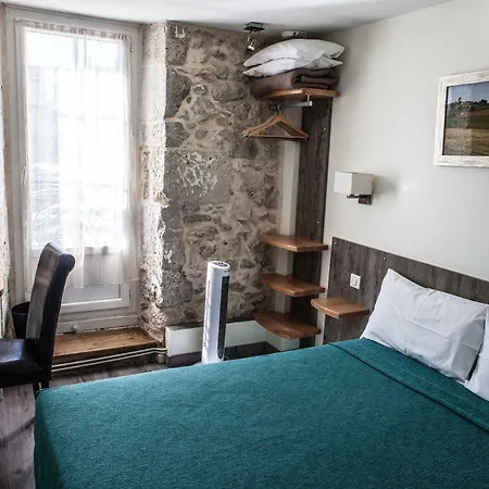 Hotel Henri Iv