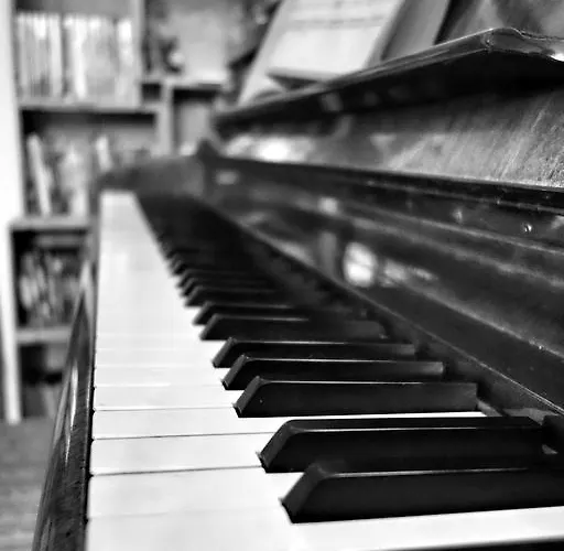 Henri Iv Отель Нерак