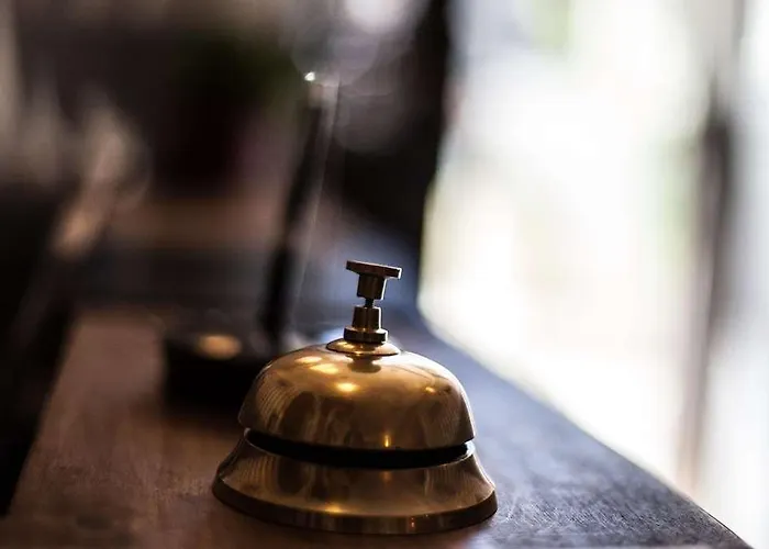 Henri Iv Отель 3*