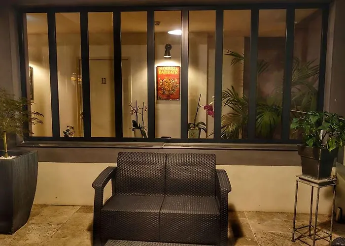 Отель Henri Iv Нерак